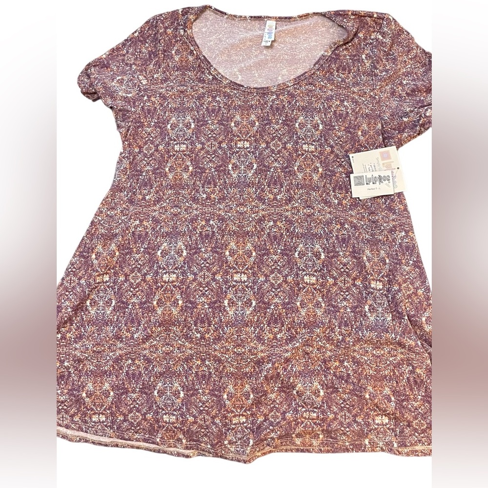 Short sleeve LulaRoe Tee